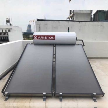 Máy năng lượng mặt trời Ariston 300L tấm